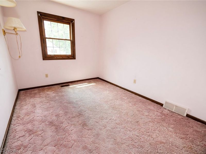 241 Kent Circle NE, New Philadelphia, OH 44663 Photo 21