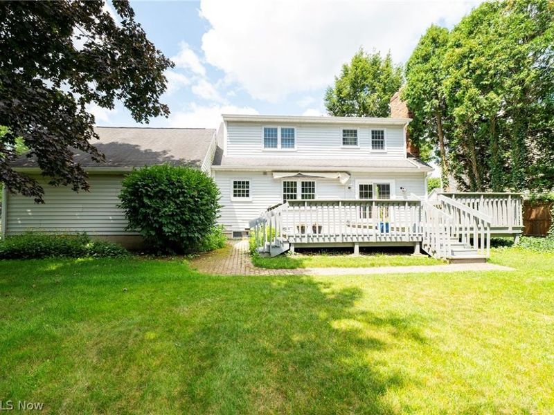 241 Kent Circle NE, New Philadelphia, OH 44663 Photo 5