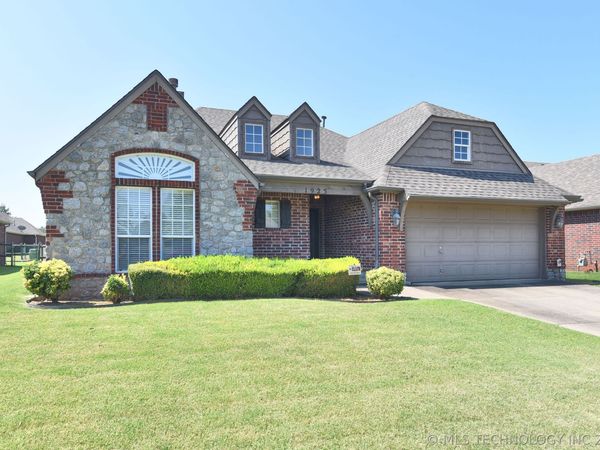1925 W Xenia Street , Broken Arrow, OK 74012
