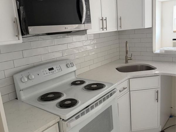 320 Post Avenue , Unit 3A, Westbury, NY 11590