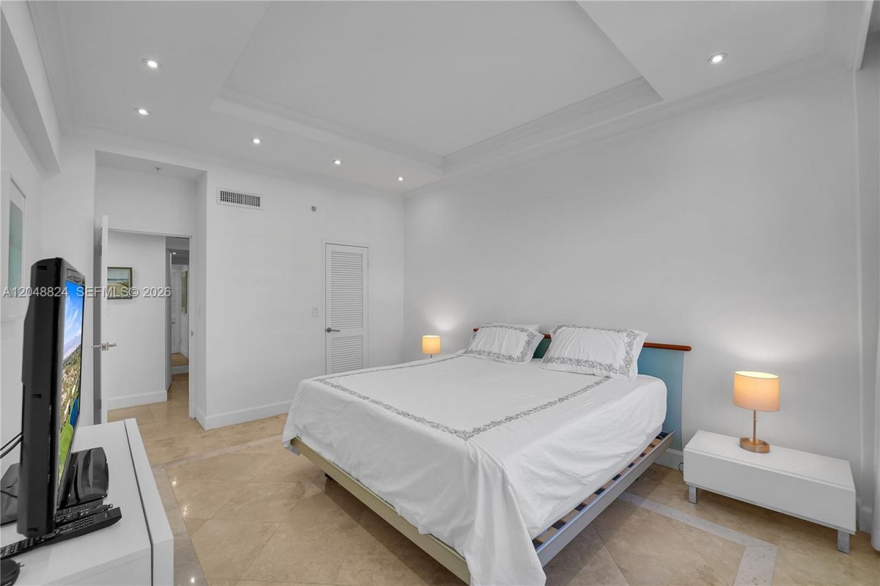 1500 Bay Rd , Unit 1512S, Miami Beach, FL 33139 Photo