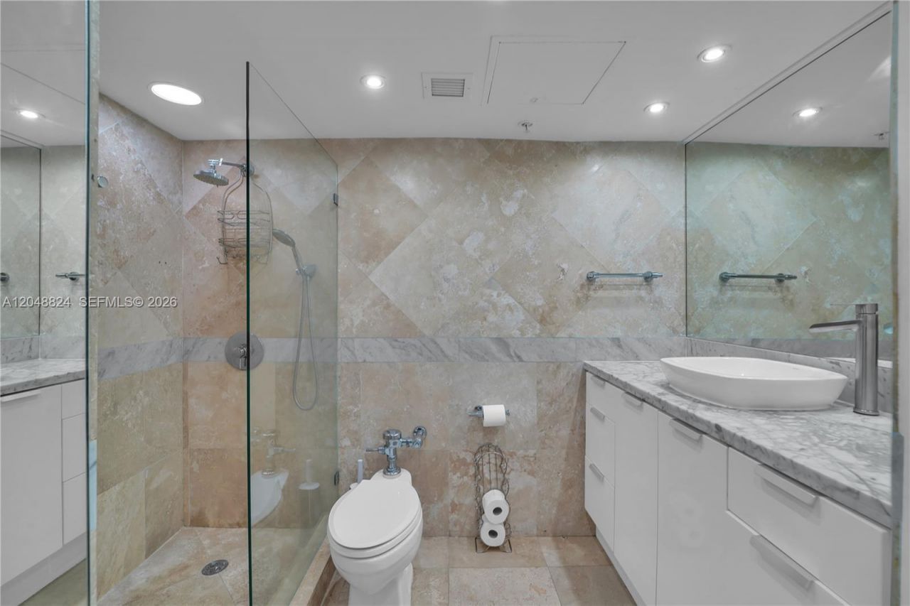 1500 Bay Rd , Unit 1512S, Miami Beach, FL 33139 Photo