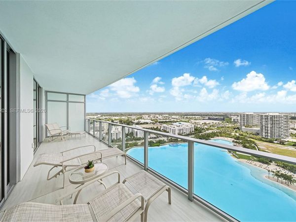 2411 Laguna Circle, Unit 2010, Miami, FL 33181