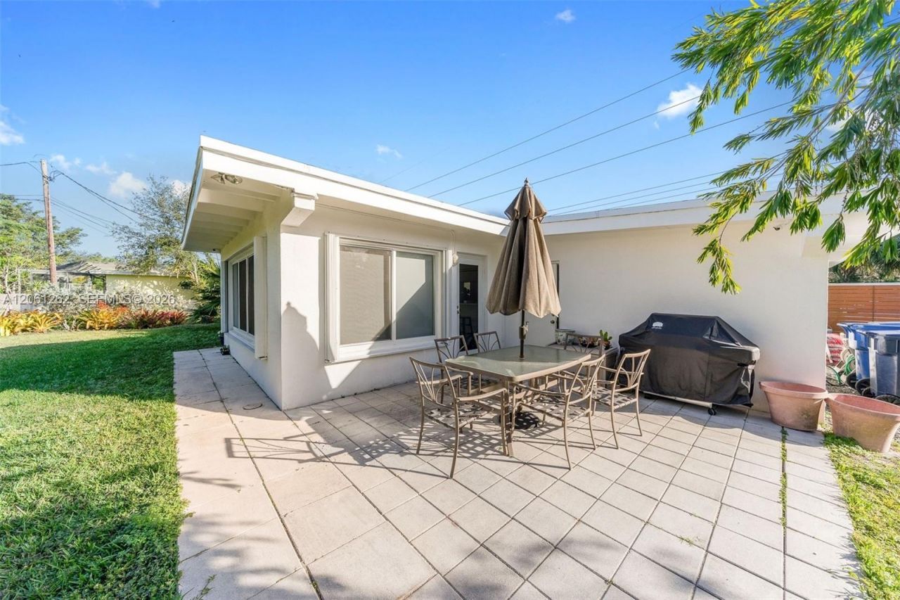 8125 SW 136th , Pinecrest, FL 33156 Photo