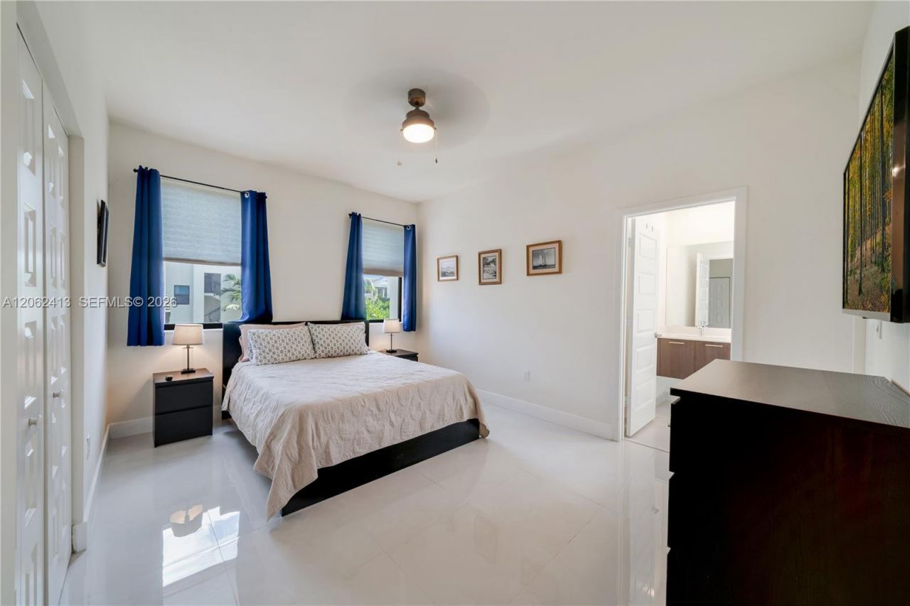10425 NW 82nd St, Unit 4, Doral, FL 33178 Photo