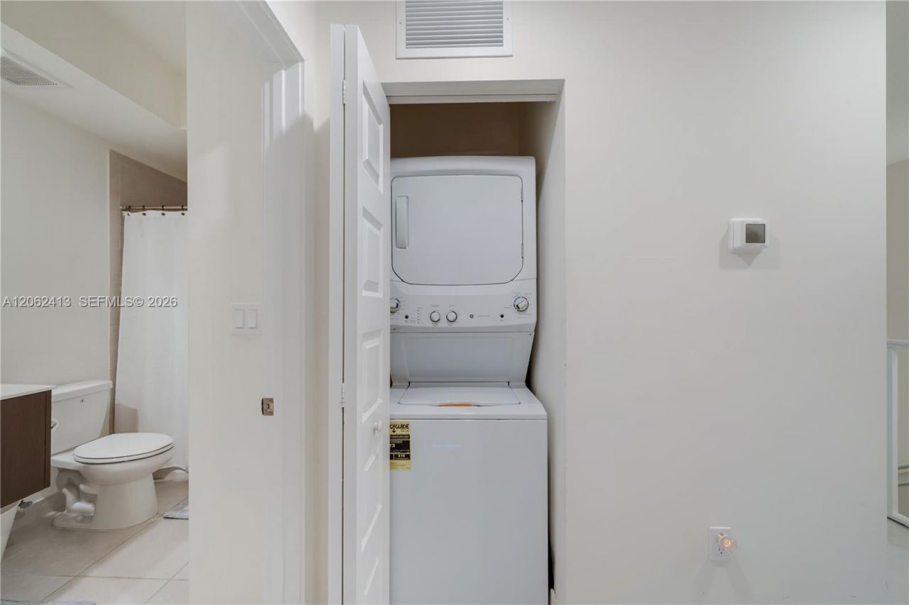 10425 NW 82nd St, Unit 4, Doral, FL 33178 Photo