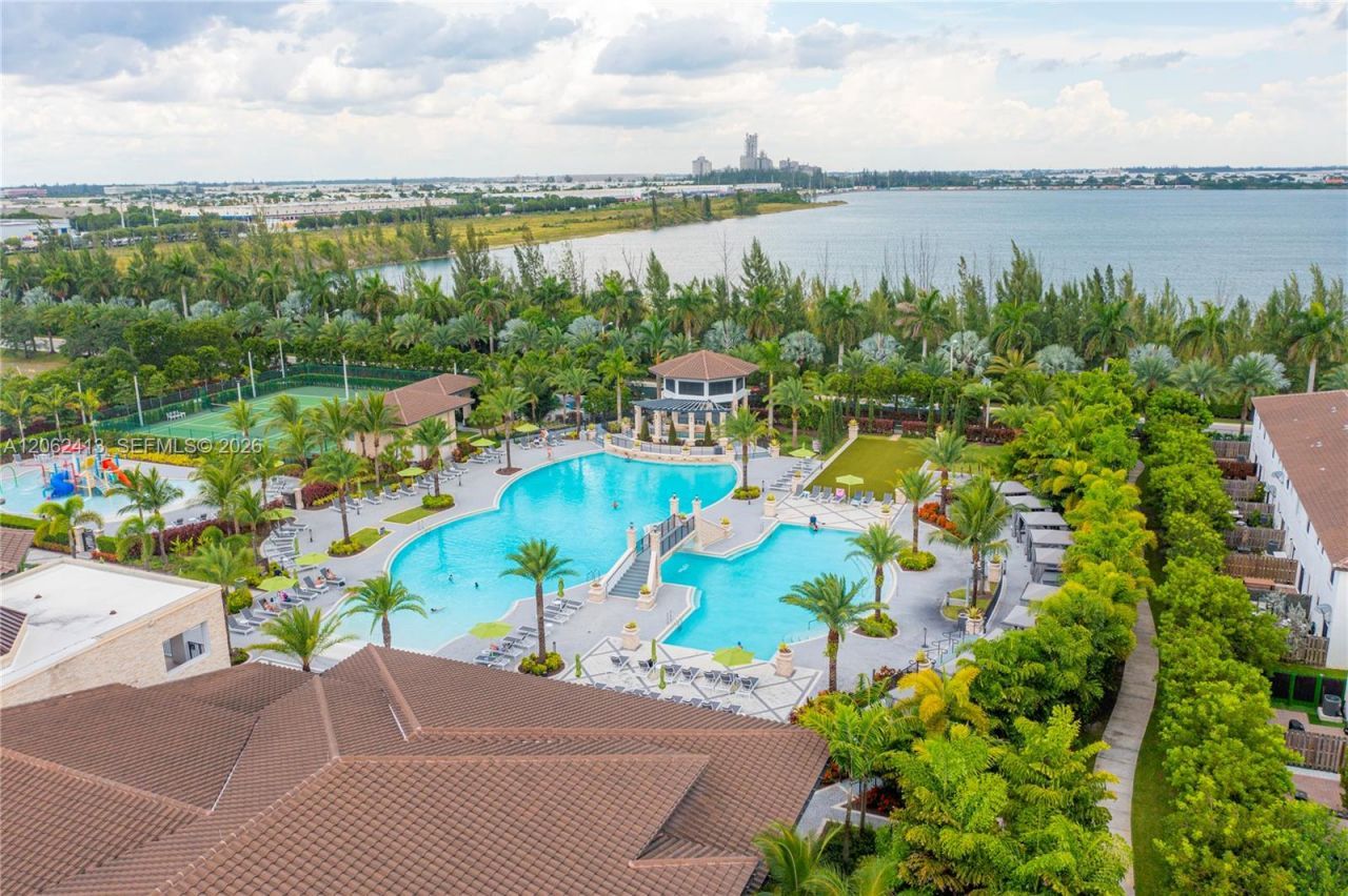10425 NW 82nd St, Unit 4, Doral, FL 33178 Photo