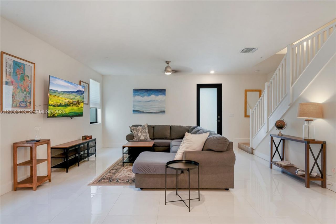 10425 NW 82nd St, Unit 4, Doral, FL 33178 Photo
