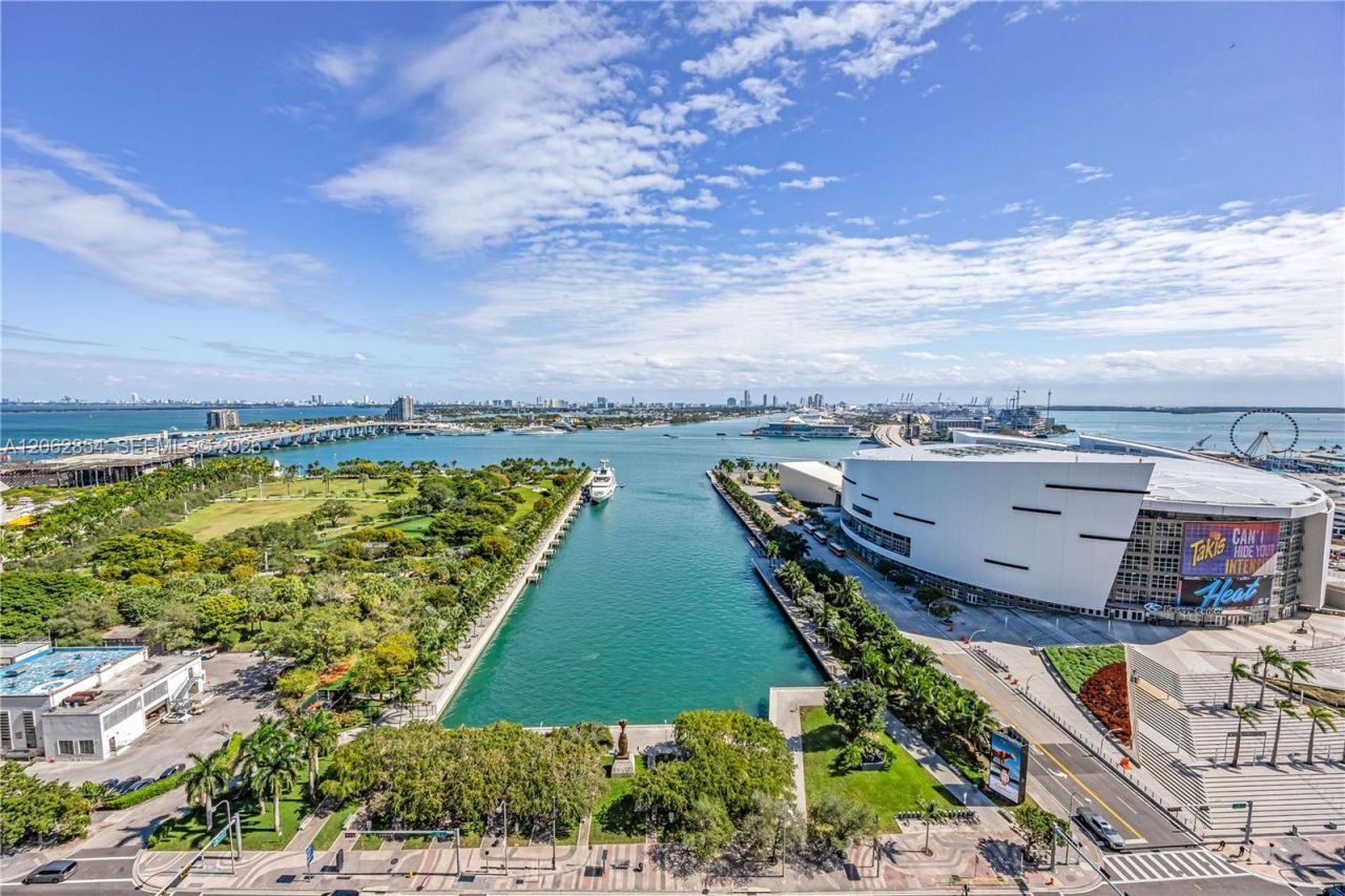 888 Biscayne Blvd , Unit 2009, Miami, FL 33132 Photo