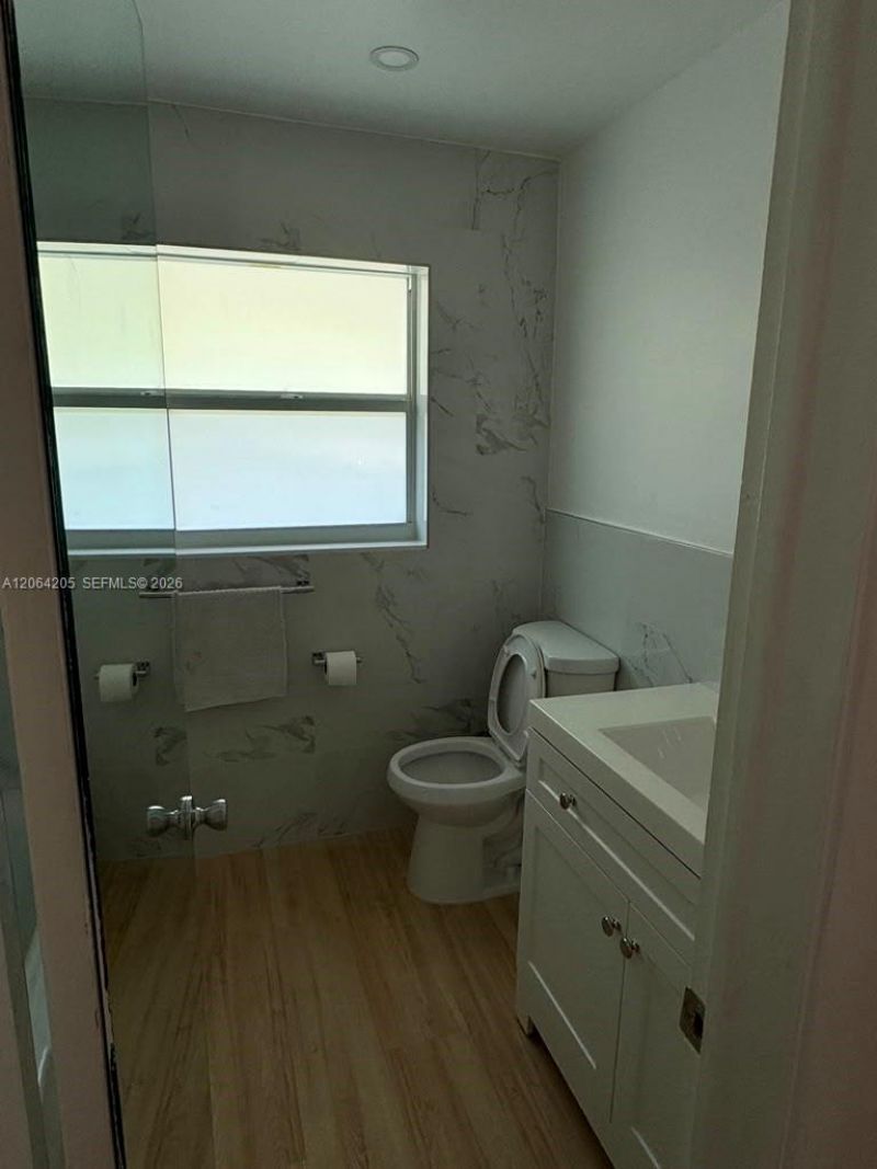 700 Layne Blvd, Unit 115, Hallandale Beach, FL 33009 Photo