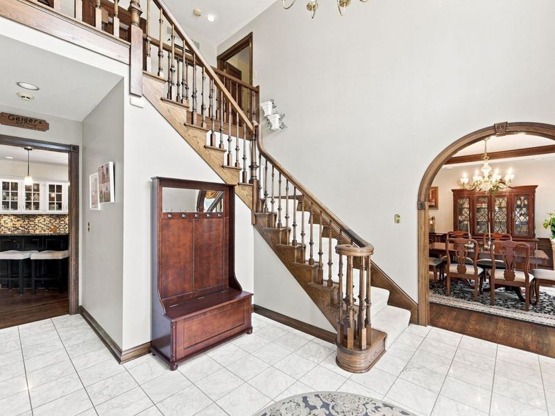 804 Windgate Court, Villa Hills, KY 41017 Photo 3