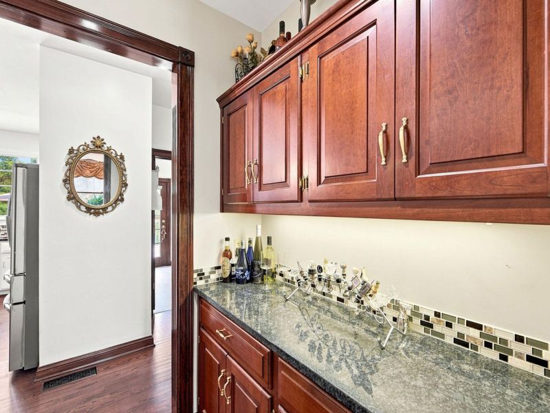 804 Windgate Court, Villa Hills, KY 41017 Photo 6