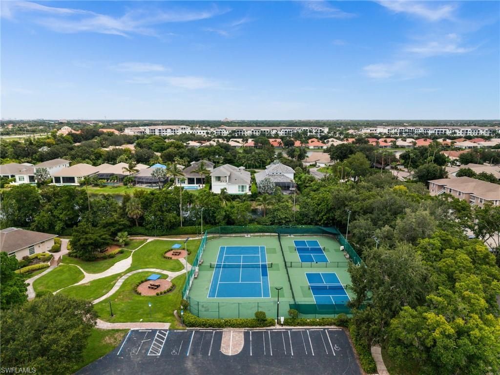 6588 Ilex Cir , Naples, FL 34109 Photo