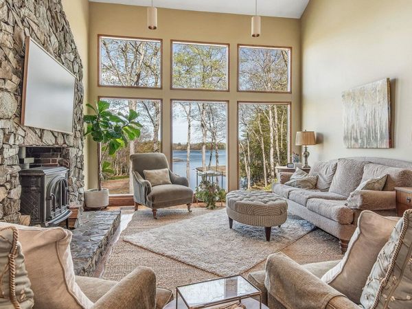 8 Willey Creek Road, Durham, NH 03824