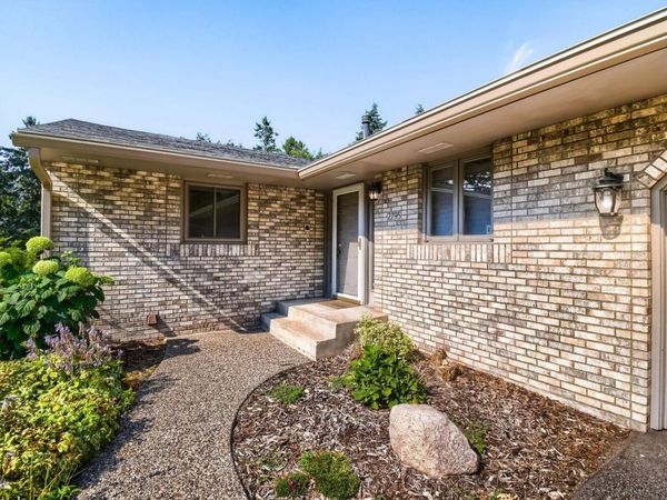 2795 Helen Street N, North Saint Paul, MN 55109