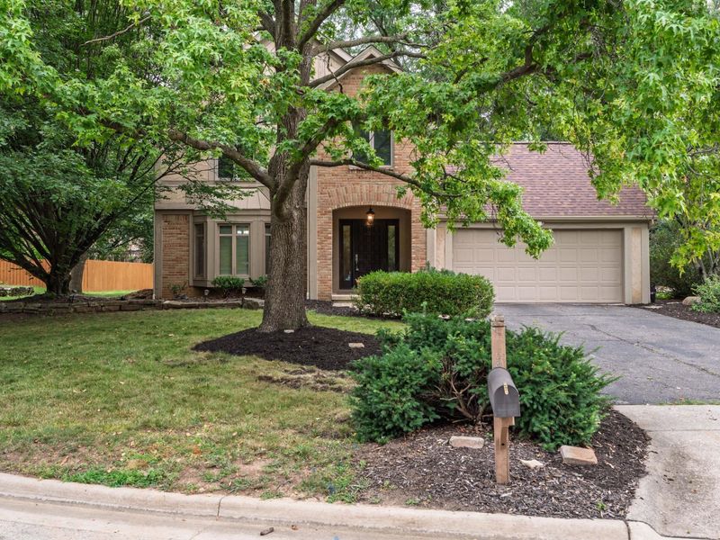 358 Glen Meadow Court, Dublin, OH 43017 Photo 2