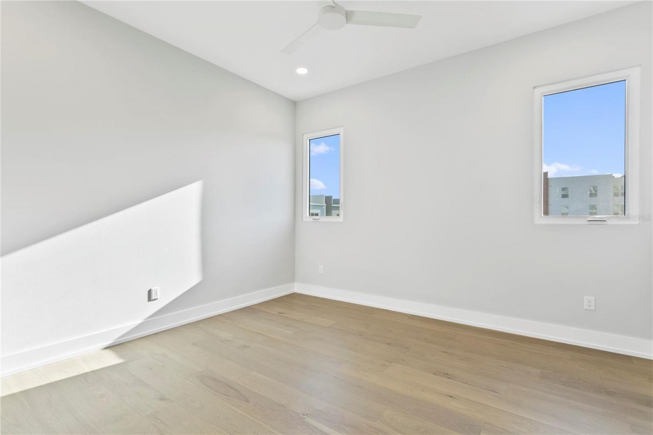 368 6th Street S, Unit 1, Saint Petersburg, FL 33701 Photo