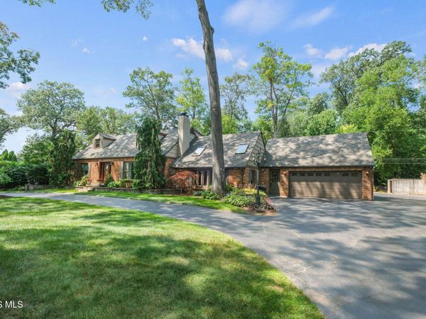 6540 Wild Oaks Drive, Toledo, OH 43615