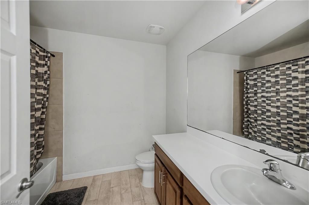 152 SE 27th Ter, Cape Coral, FL 33904 Photo