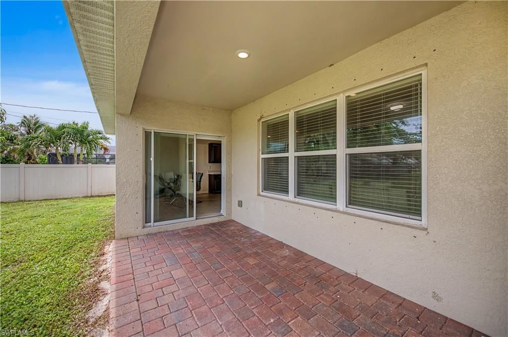 152 SE 27th Ter, Cape Coral, FL 33904 Photo
