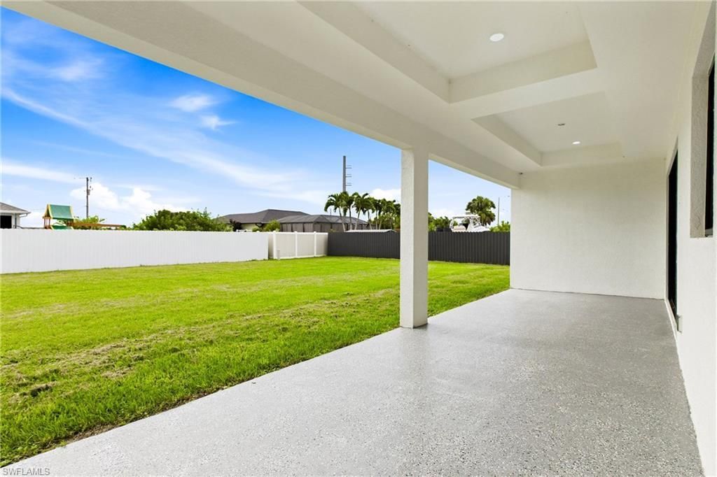 143 Nelson Rd N, Cape Coral, FL 33993 Photo