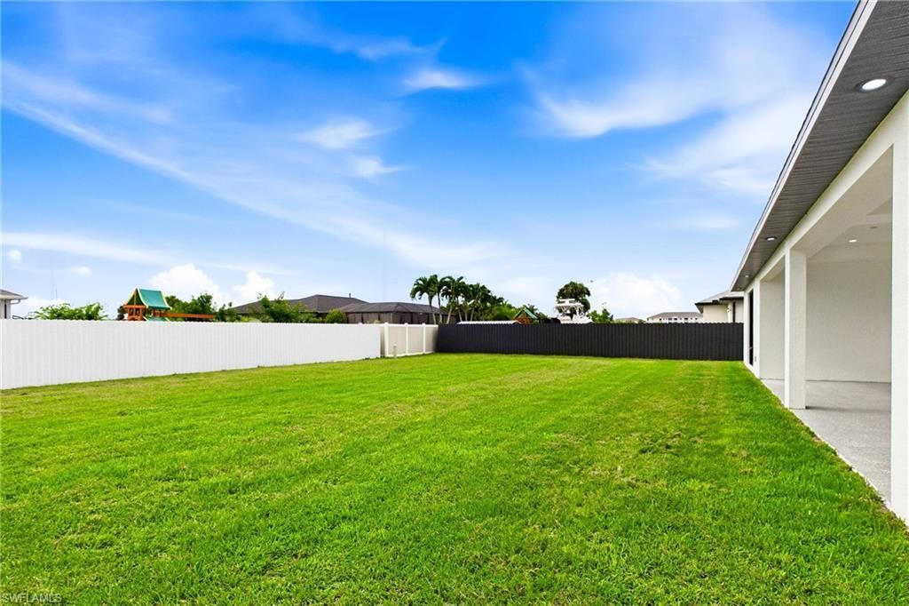 143 Nelson Rd N, Cape Coral, FL 33993 Photo
