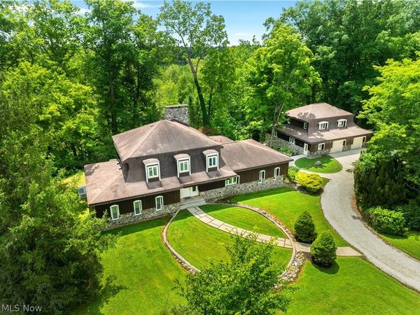 5587 Charleston Road , Newton Falls, OH 44444
