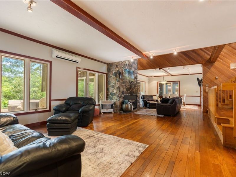 5587 Charleston Road , Newton Falls, OH 44444 Photo 14
