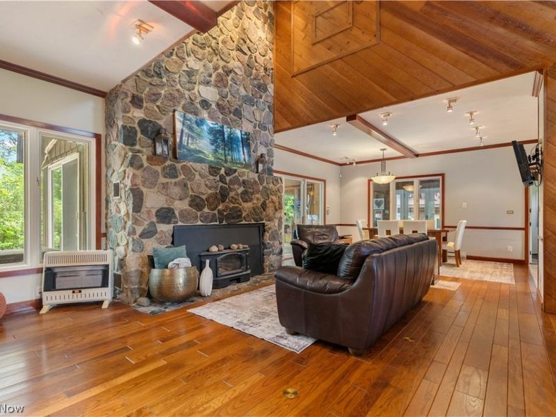 5587 Charleston Road , Newton Falls, OH 44444 Photo 17