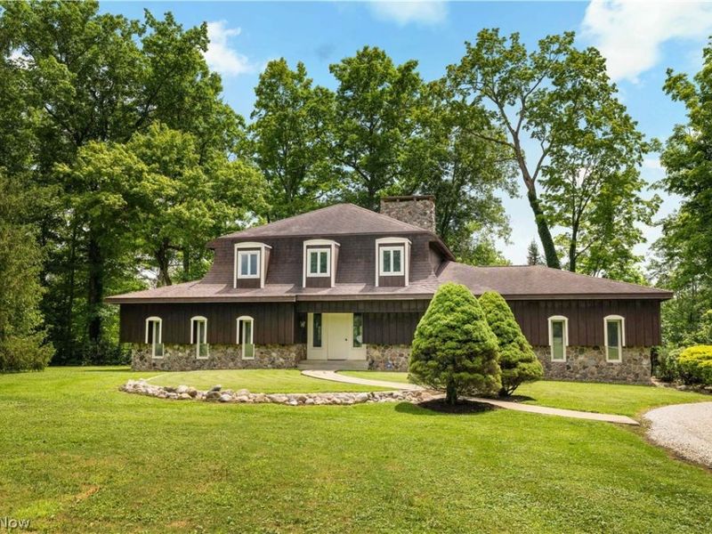 5587 Charleston Road , Newton Falls, OH 44444 Photo 2