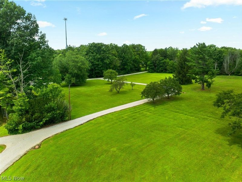 5587 Charleston Road , Newton Falls, OH 44444 Photo 5