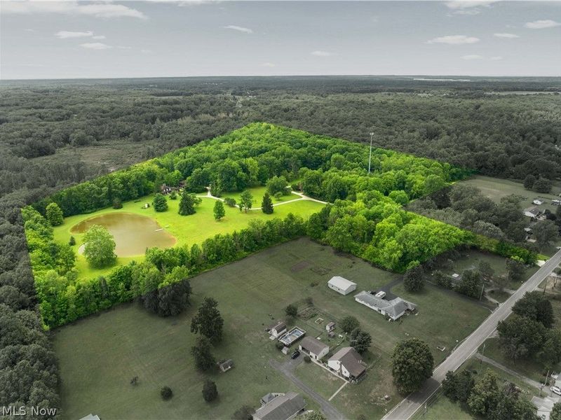 5587 Charleston Road , Newton Falls, OH 44444 Photo 6