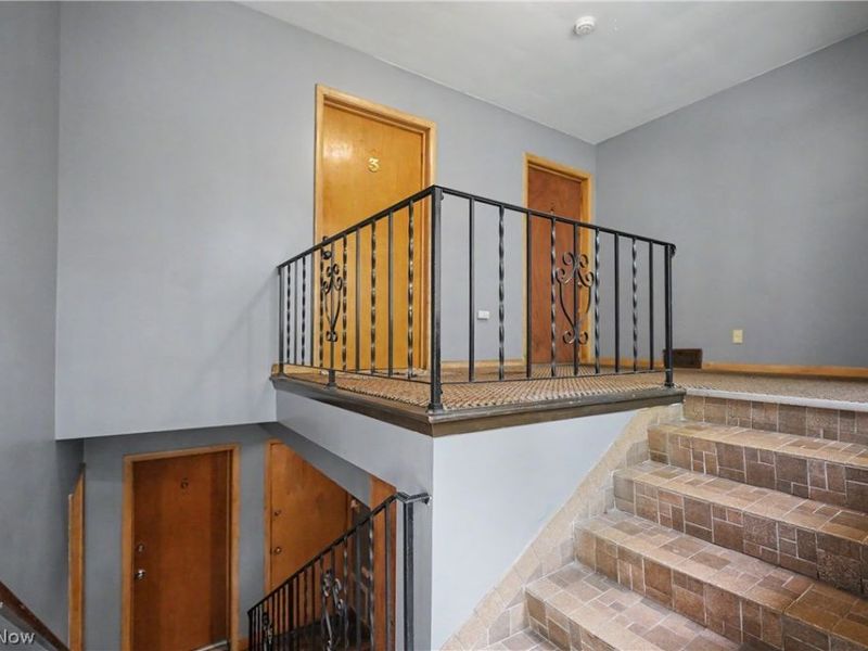 2039 4th Street , Cuyahoga Falls, OH 44221 Photo 13