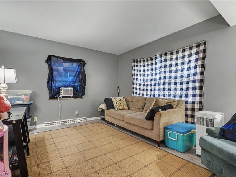 2039 4th Street , Cuyahoga Falls, OH 44221 Photo 19