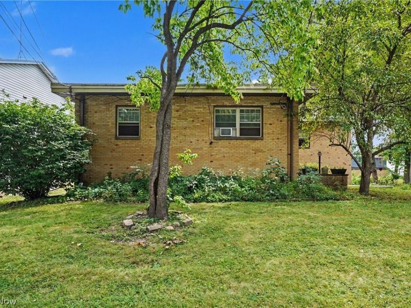 2039 4th Street , Cuyahoga Falls, OH 44221 Photo 33
