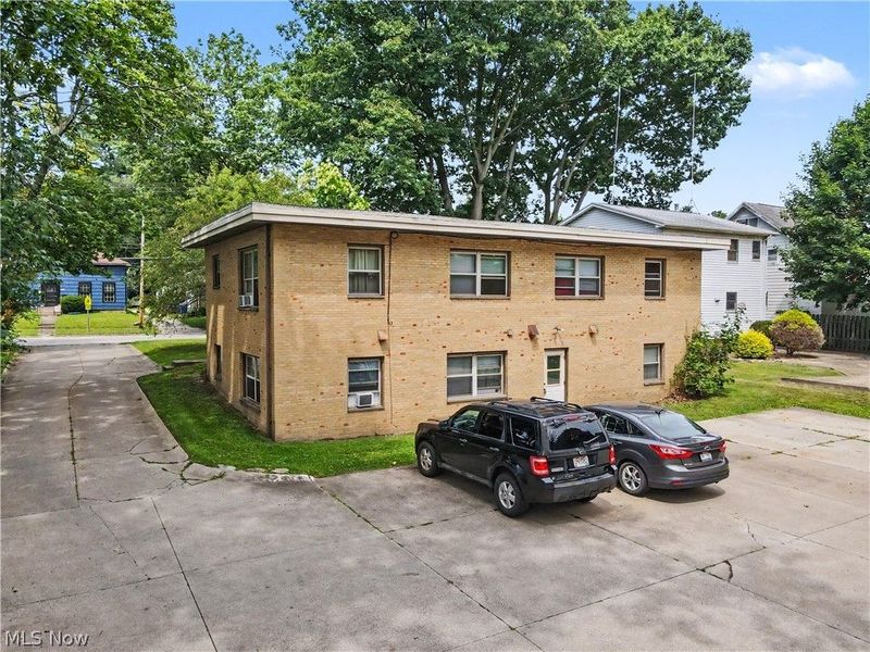 2039 4th Street , Cuyahoga Falls, OH 44221 Photo 36