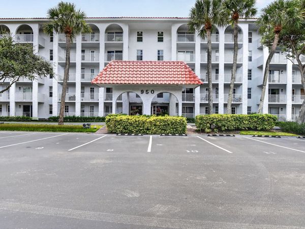 950 Ponce De Leon Road, Unit 5110, Boca Raton, FL 33432