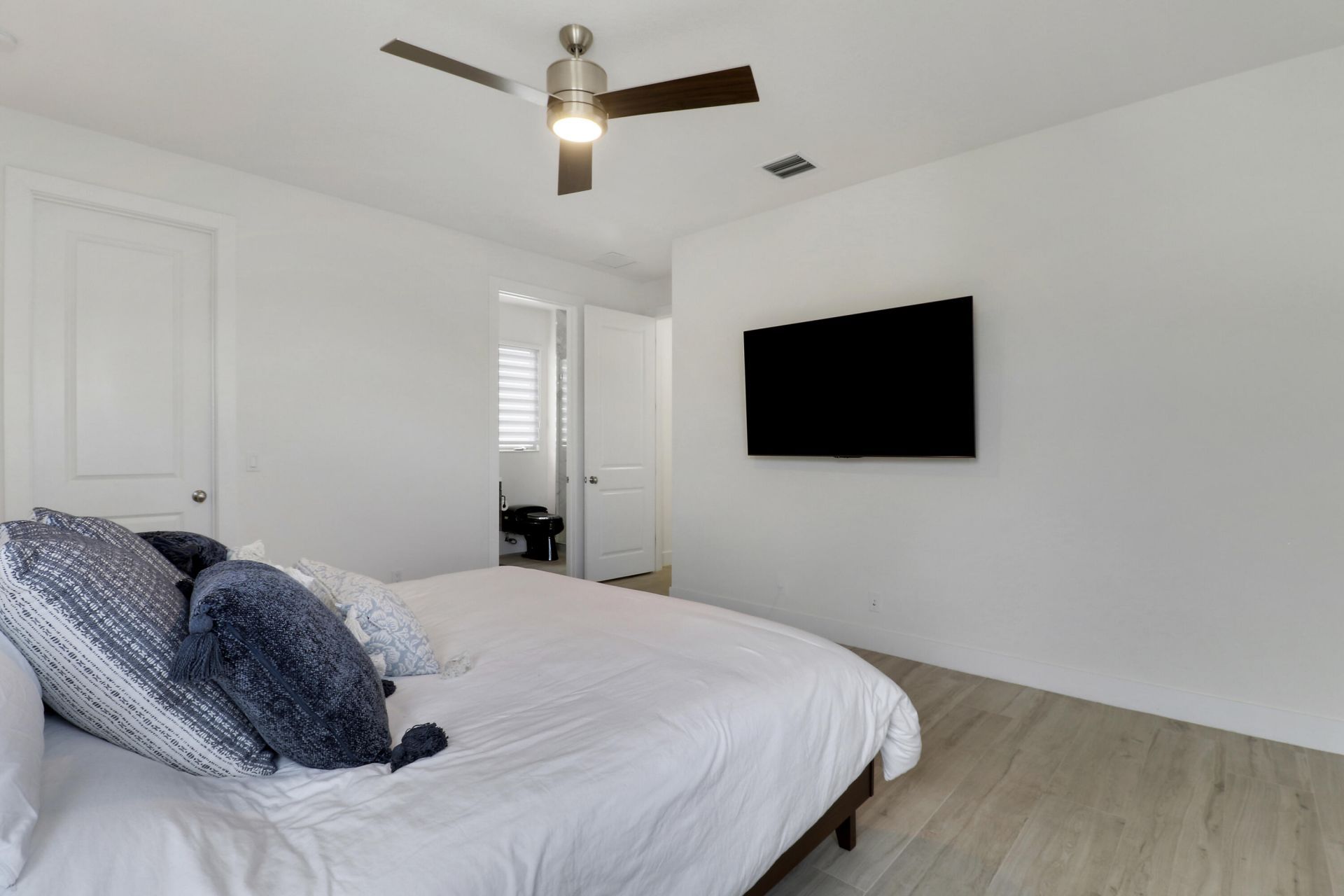 5029 Grandiflora Road, Palm Beach Gardens, FL 33418 Photo