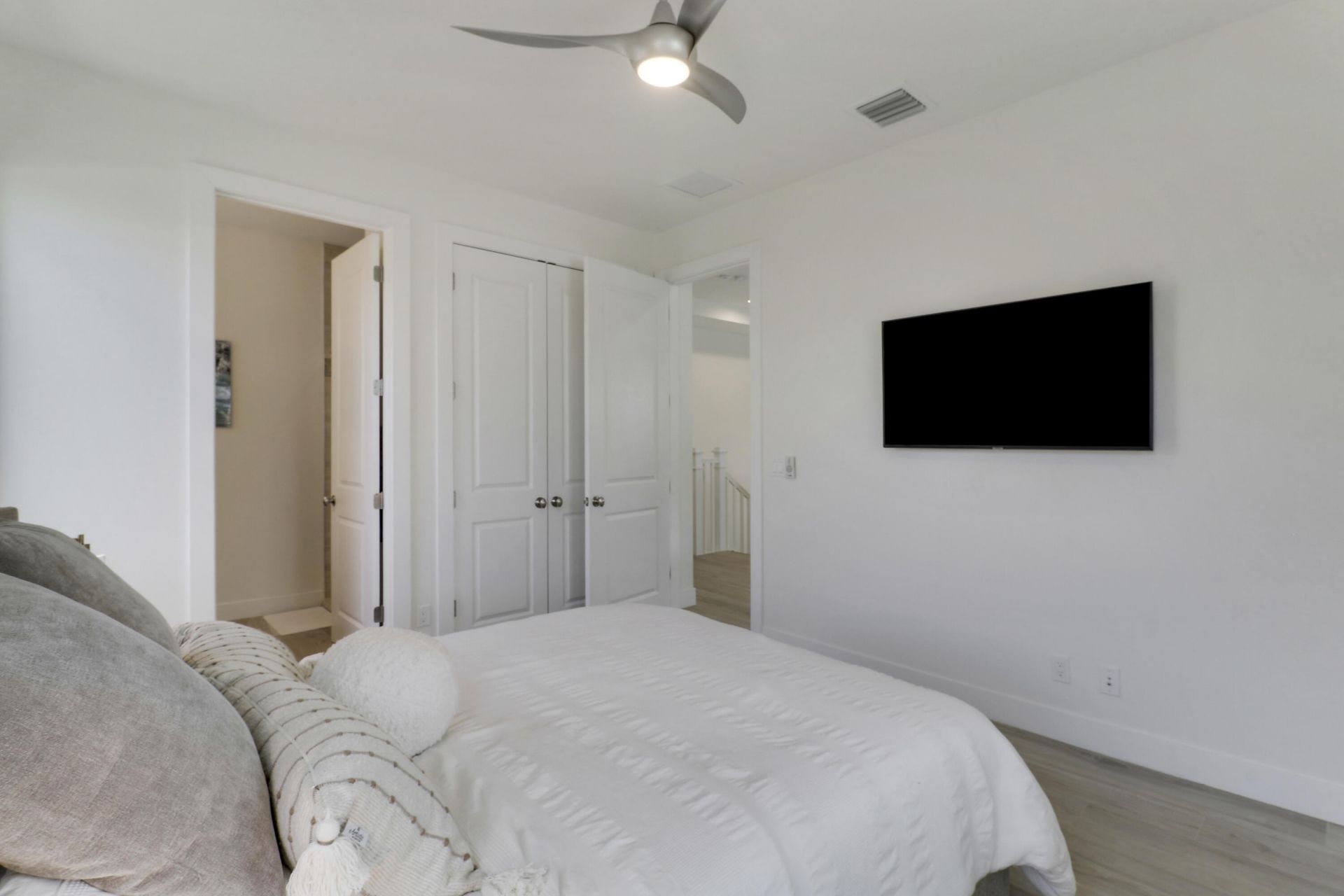 5029 Grandiflora Road, Palm Beach Gardens, FL 33418 Photo