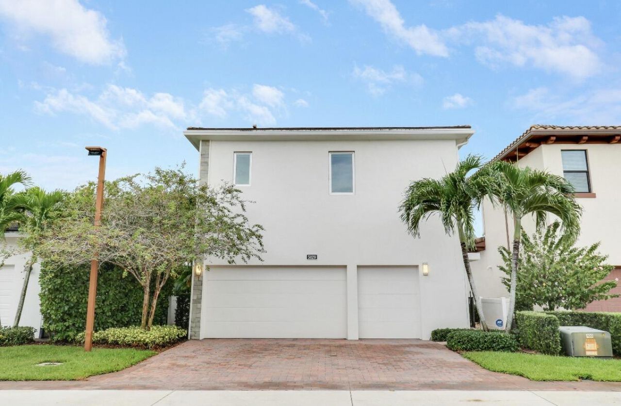 5029 Grandiflora Road, Palm Beach Gardens, FL 33418 Photo