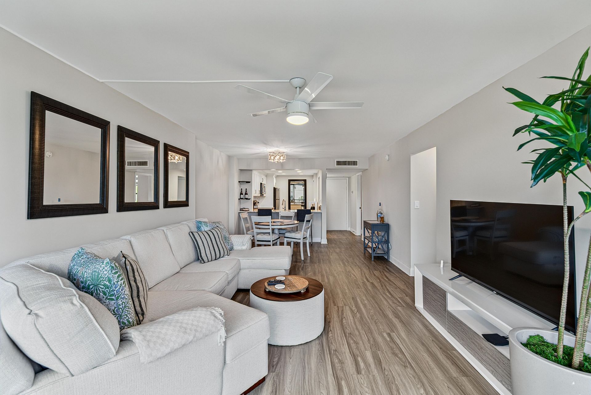 4 Royal Palm Way, Unit 3020, Boca Raton, FL 33432 Photo