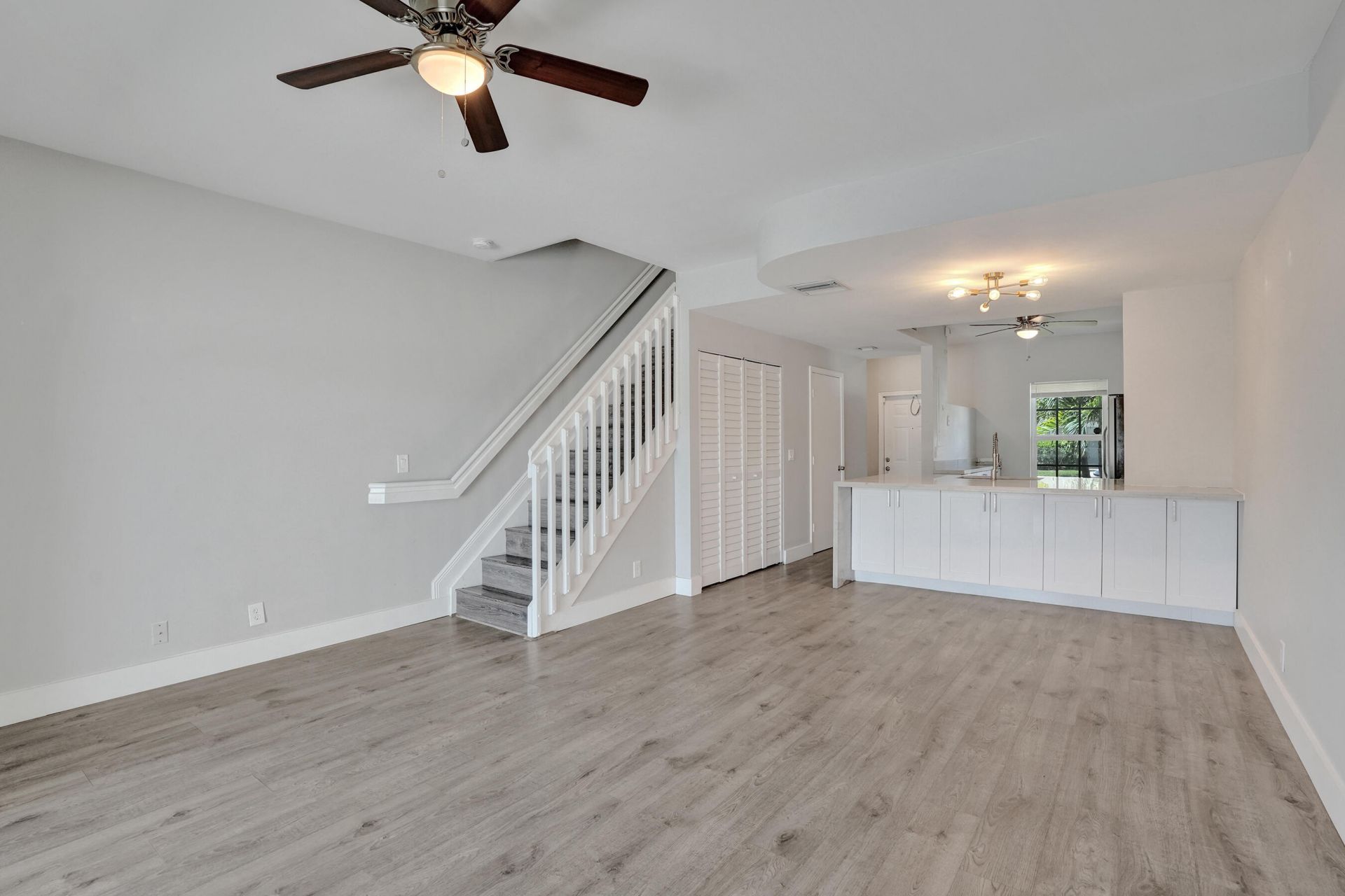 9913 NW 57th Manor, Unit ., Coral Springs, FL 33076 Photo