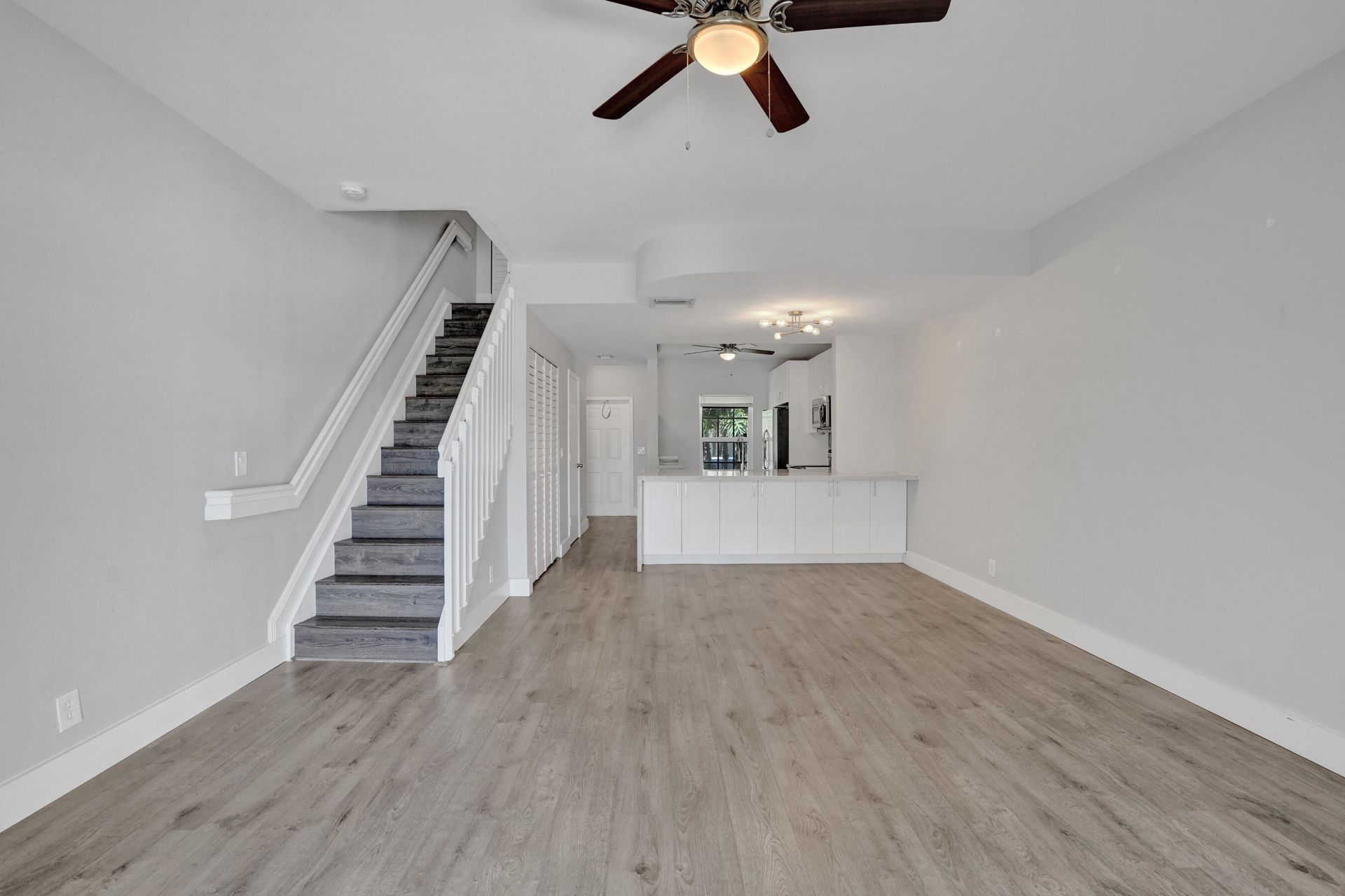 9913 NW 57th Manor, Unit ., Coral Springs, FL 33076 Photo
