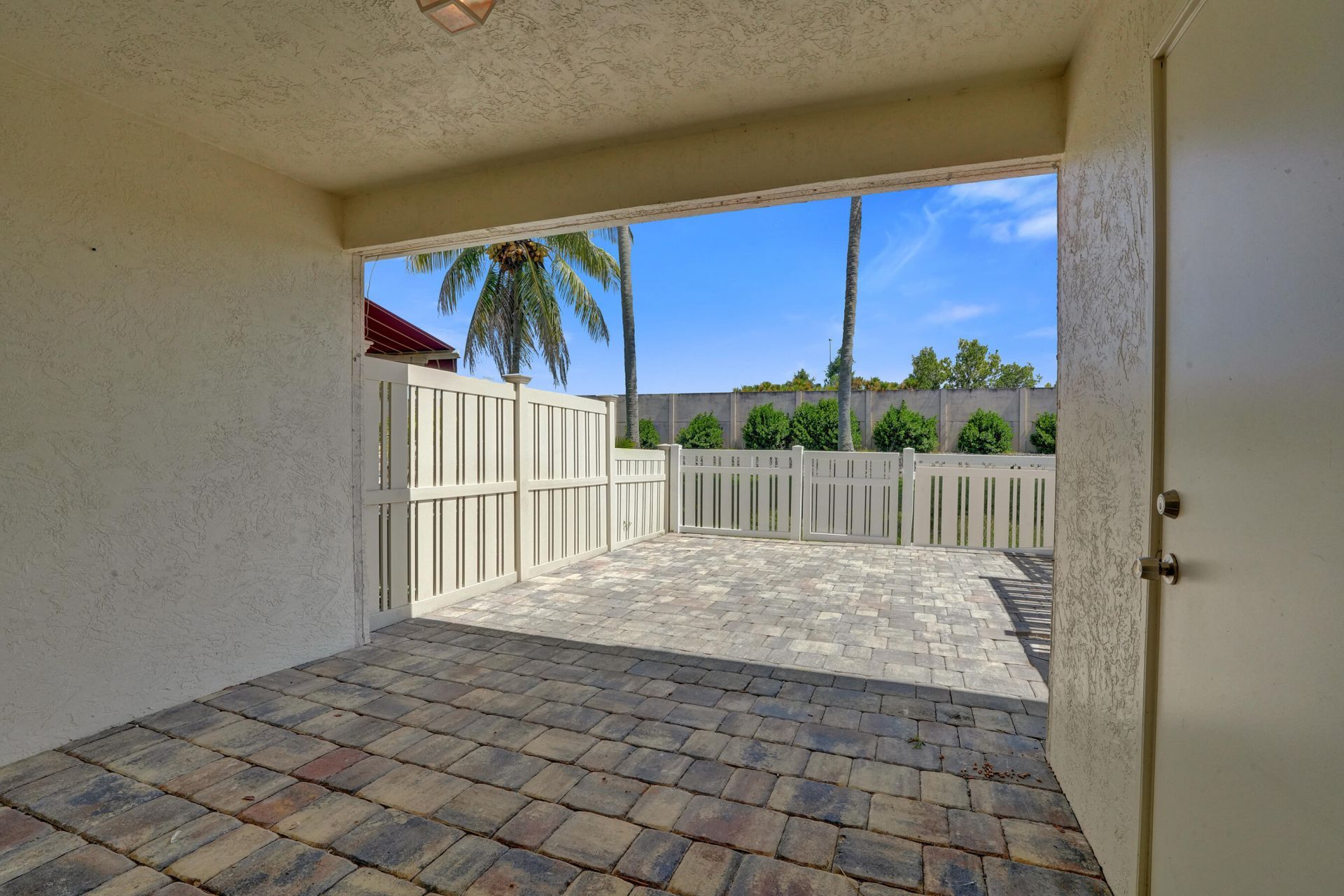 9913 NW 57th Manor, Unit ., Coral Springs, FL 33076 Photo