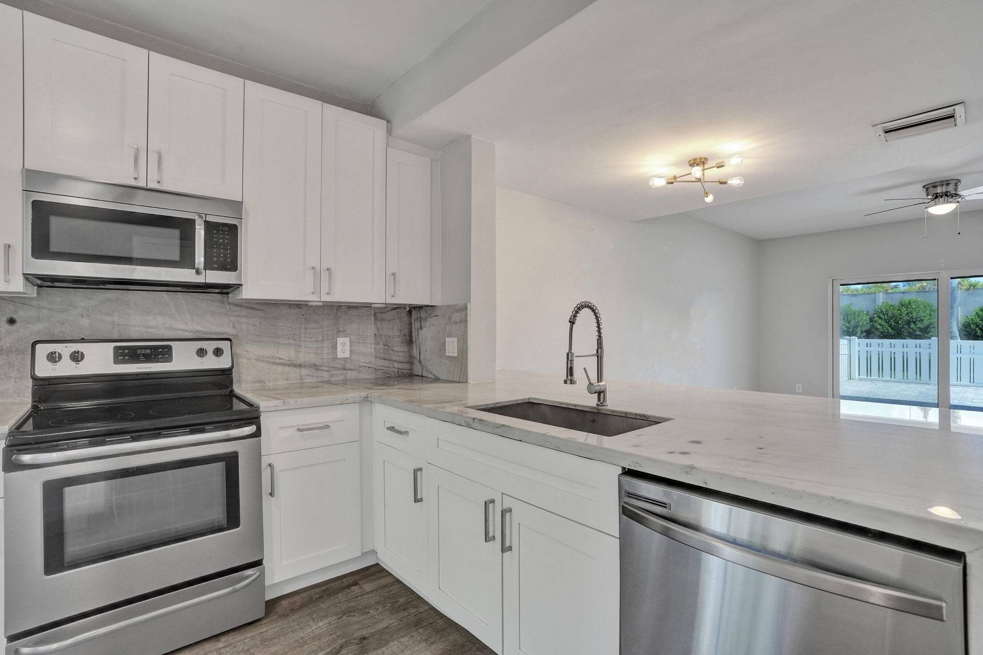 9913 NW 57th Manor, Unit ., Coral Springs, FL 33076 Photo
