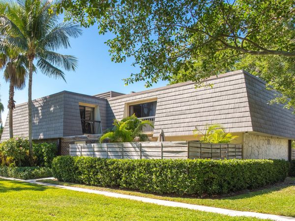 1314 13th Terrace, Palm Beach Gardens, FL 33418