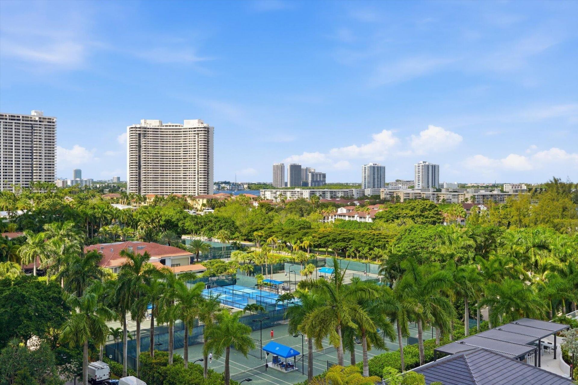 7000 W Island Boulevard, Unit 907, Aventura, FL 33160 Photo