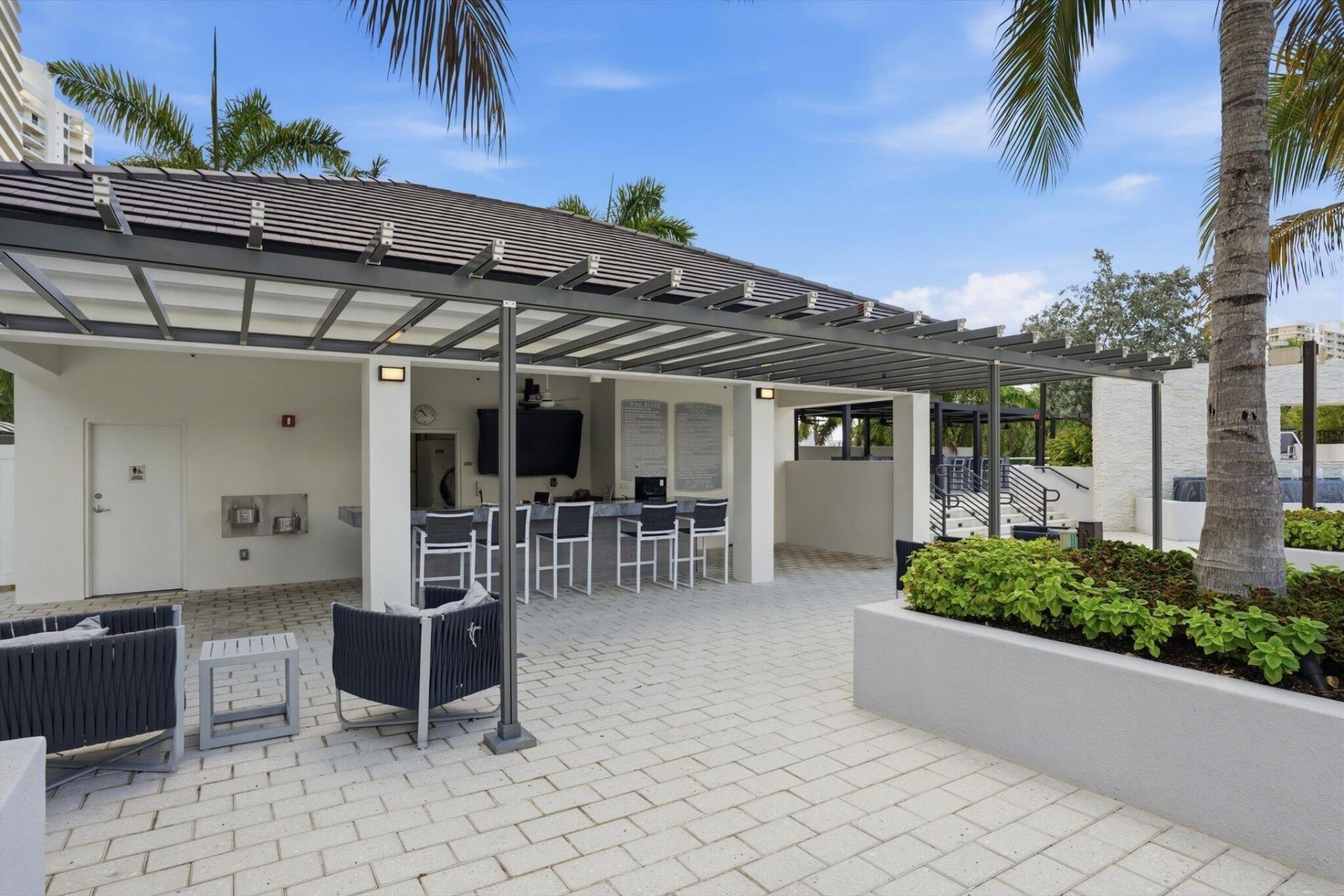 7000 W Island Boulevard, Unit 907, Aventura, FL 33160 Photo