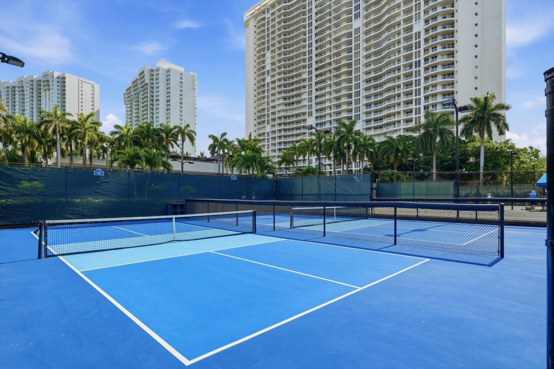 7000 W Island Boulevard, Unit 907, Aventura, FL 33160 Photo