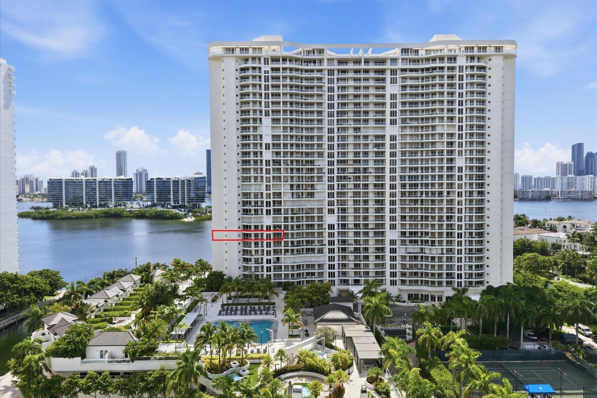 7000 W Island Boulevard, Unit 907, Aventura, FL 33160 Photo